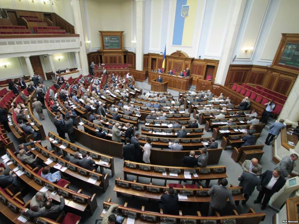 Генпрокурор Луценко готує нові подання на притягнення до відповідальності народних депутатів