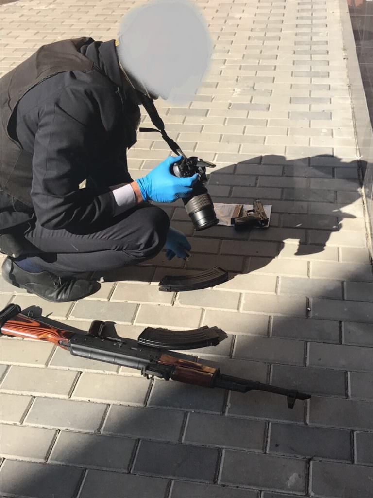 Стало відомо про захоплення у заручники поліцейського видобувачами бурштину