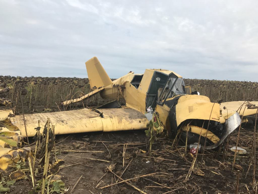 На Хмельниччині розбився літак: з’явилися фото