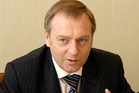 Лавринович розповів “Прямому”, чому не втік з України