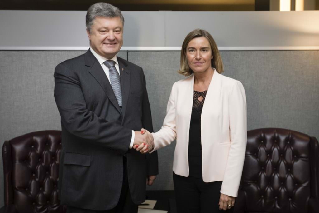 Порошенко на Генасамблеї ООН зустрівся з Могеріні: подробиці переговорів