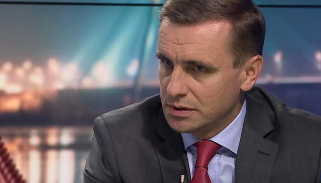 Угорщина почала “мовний конфлікт” з Україною через вибори та проблеми з ЄС — замглави АП