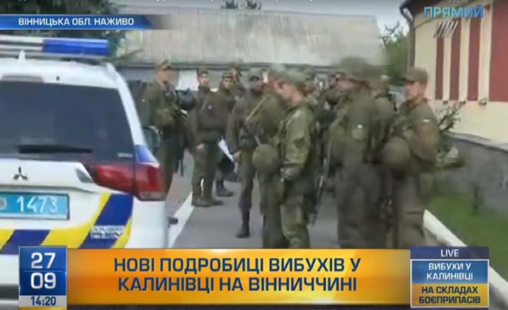У Калинівці з’явилися військові, які будуть забезпечувати безпеку громадян та правопорядок – журналіст “Прямого”