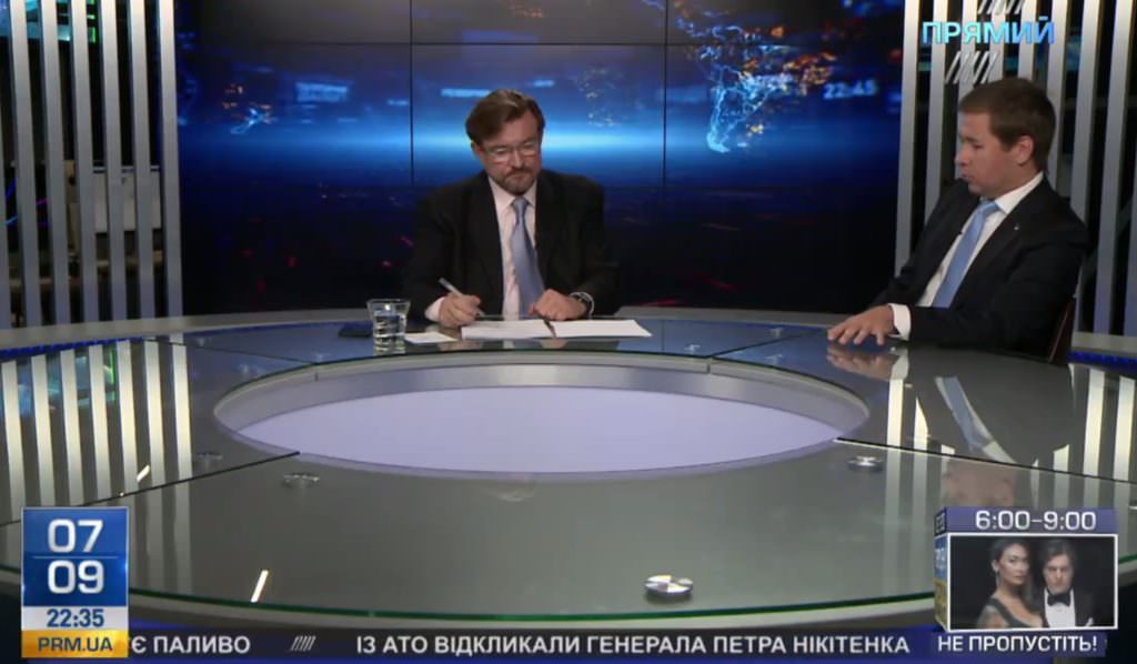 Арсеній Яценюк повинен оскаржити звинувачення його Росією у тому, що він воював у Чечні — Ілля Новіков
