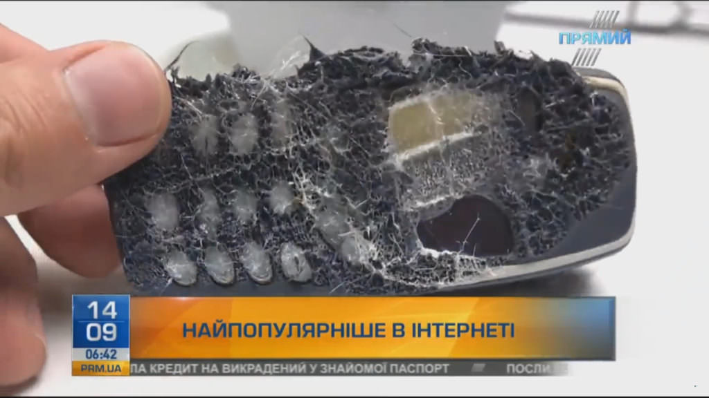 Найпопулярніше в інтернеті: як Nokia 3310 у вафельниці перемогла сніг у Прикарпатті