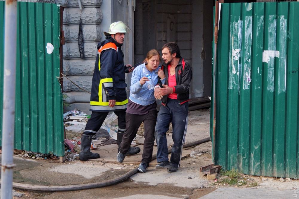 В Одесі пожежа у будинку Руссова: опубліковані фото та відео