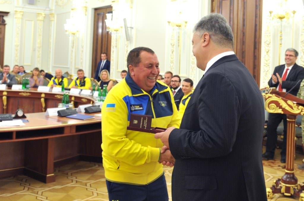 Досвід кожного з вас – надихає, – Порошенко українським призерам Ігор нескорених