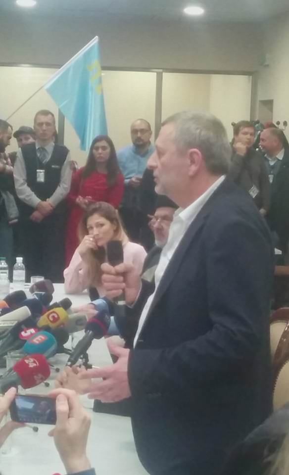 Повернення в Україну Ільмі Умерова та Ахтема Чийгоза