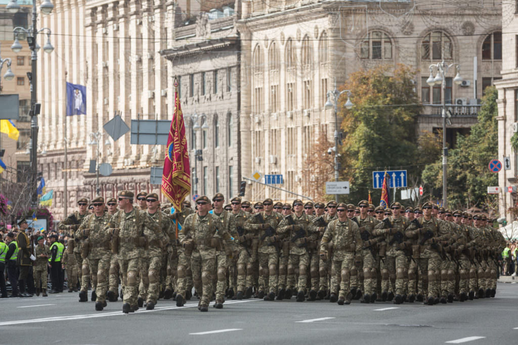 Сьогодні українська армія стає однією з найбільш боєздатних в Європі, – Турчинов