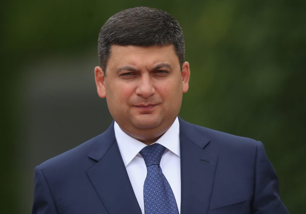 Медреформу в Україні впроваджуватиме група фахівців – Гройсман