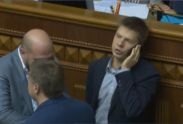 Гончаренко про блокування роботи Ради: зараз Москва дивиться і відкриває шампанське