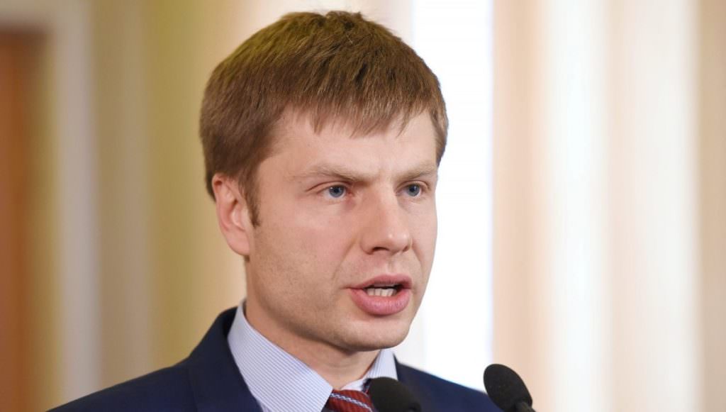 Гончаренко: закон про реінтеграцію Донбасу буде прийнято, а зараз у нас засідання фракції