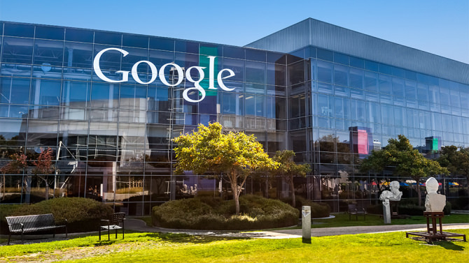 Google перевіряє втручання РФ у вибори в США за допомогою YouTube та Gmaill