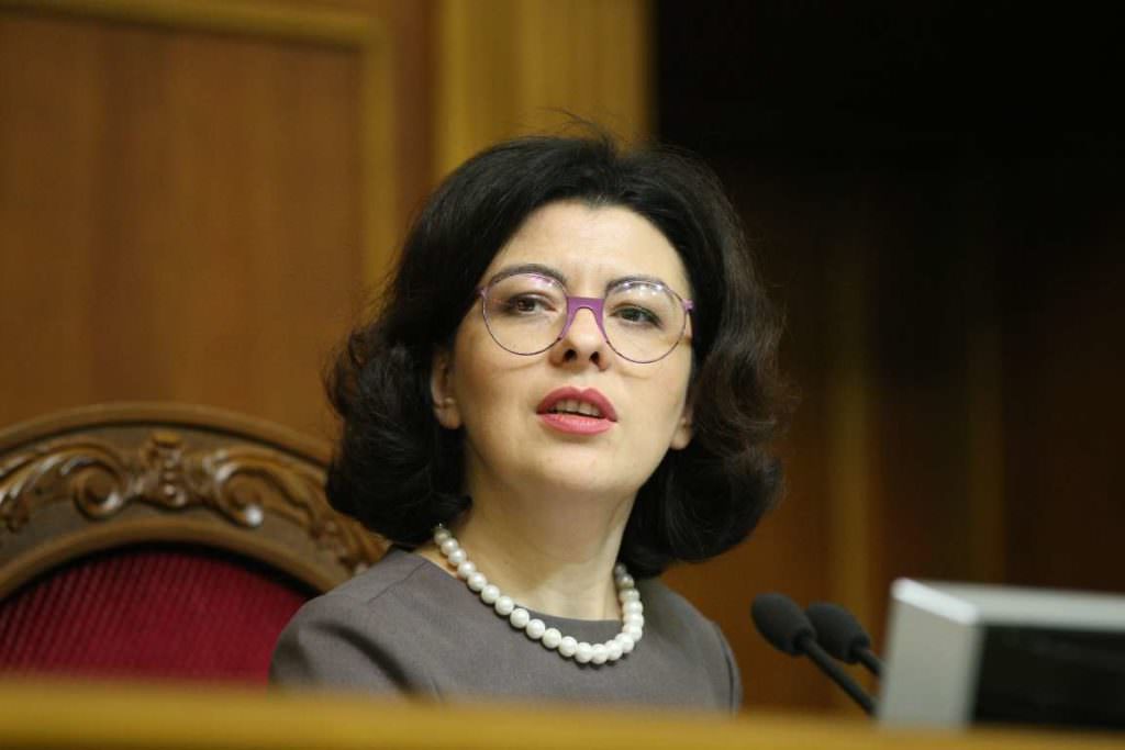 Віце-спікер Ради закликала Росію, Угрощину та Румунію ухвалити закони про навчання українською мовою
