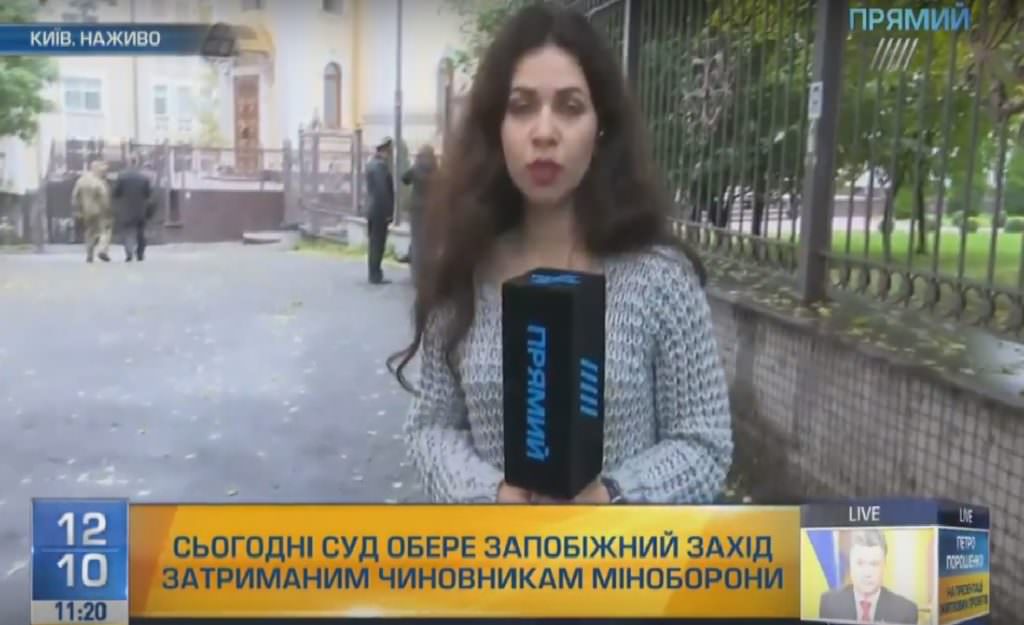 Кореспондент “Прямого”: Військові, які прийшли підтримати одного з підозрюваних, втекли