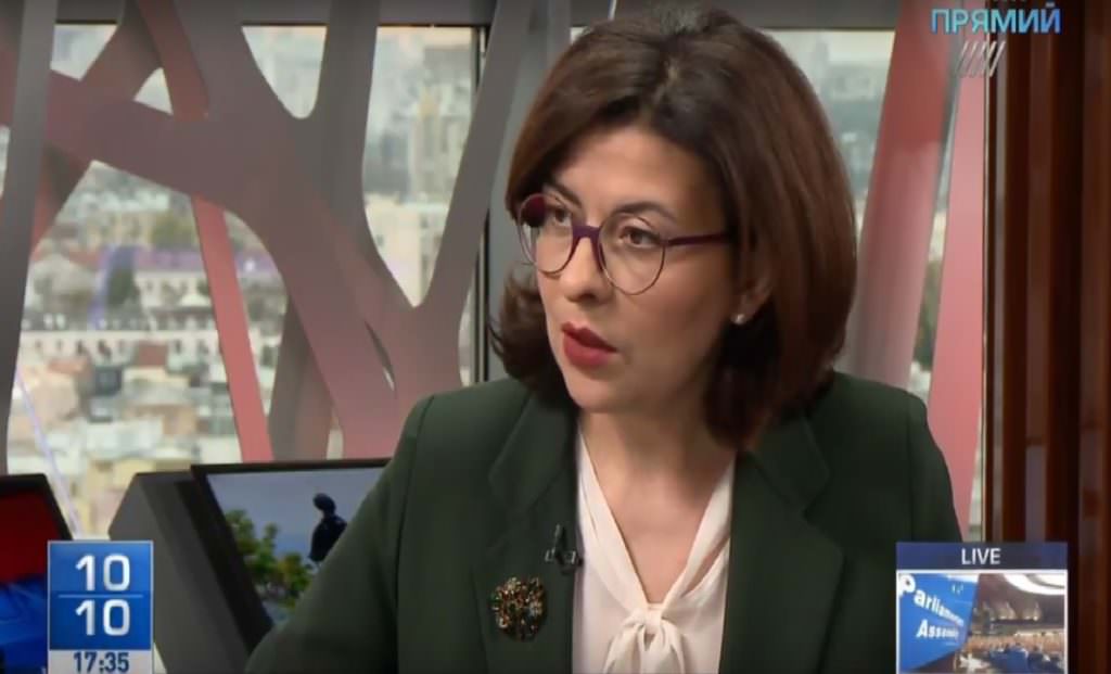 Багато українських політиків їздять до Європи “продавати” Крим – віце-спікер Ради