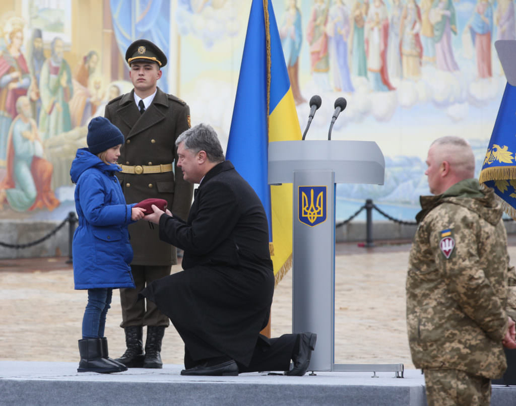Петро Порошенко: Безвіз та угода про Асоціацію з ЄС — це  остаточний і безповоротний розрив з колоніальним малоросійським минулим