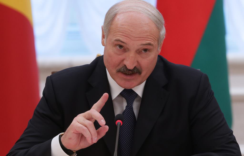 Лукашенко відмовився скасовувати парад на 9 травня