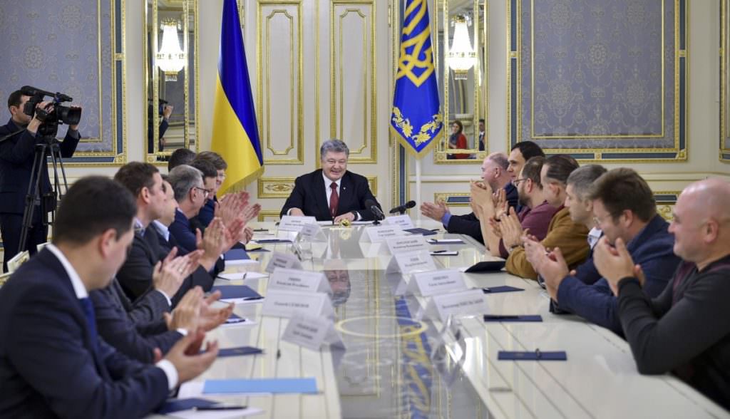 Порошенко підписав закони про митні та податкові пільги для кіновиробників