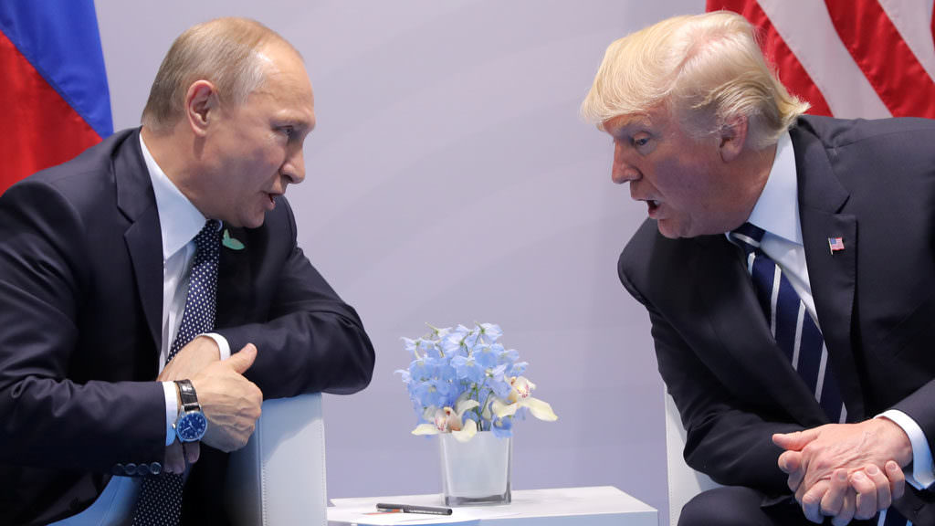 Путін все ще сподівається домовитися з Трампом – Bloomberg