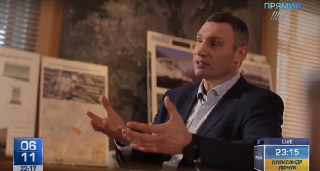 Кличко пообіцяв у цю мерську каденцію запустити автомобільне сполучення через Подільсько-Воскресенський міст