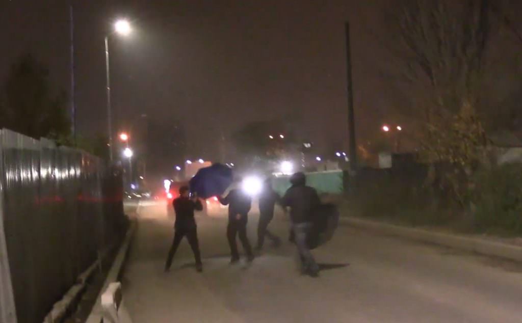 Нацполіція оголосила підозру донеччанину за напад на журналістів “Схем”
