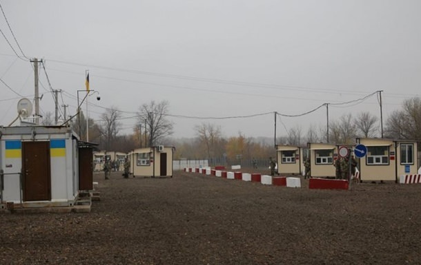 Луганська область залишилася без пунктів пропуску: Золоте не відкрили бойовики,  а у Станиці Луганській ремонтують міст