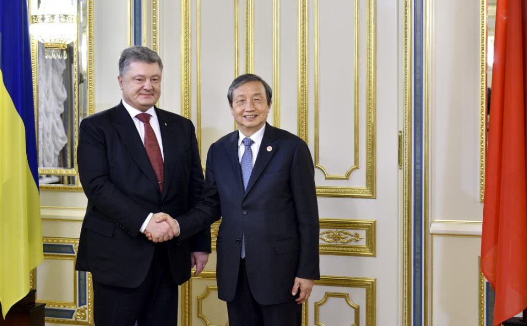 Петро Порошенко зустрівся з віце-прем’єром Китаю Ма Каєм