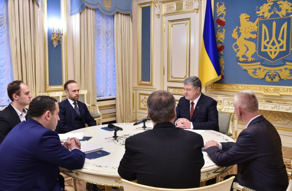 Експерти презентували президенту України проект закону про Антикорупційний суд
