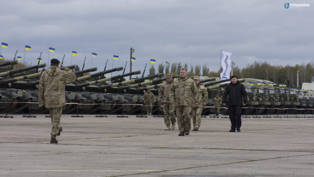 2017 рік: “Укроборонпром” прередав ЗСУ і Нацгвардії понад 3,5 тисяч техніки і озброєнь
