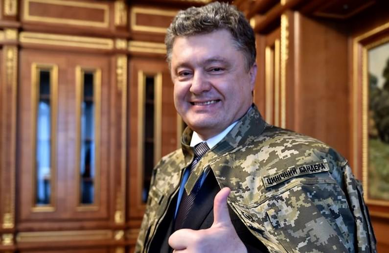 Петро Порошенко розповів про своє ставлення до постаті Степана Бандери