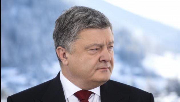 Я особисто бачив російських військовослужбовців у зеленій формі в Криму – Порошенко