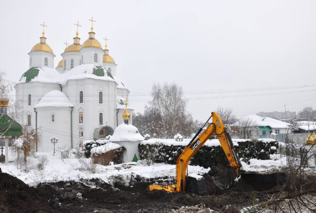 Пятидесятитысячные Прилуки затопило нечистотами: Что случилось в городе и почему местные власти третьи сутки не реагируют (фото, видео)
