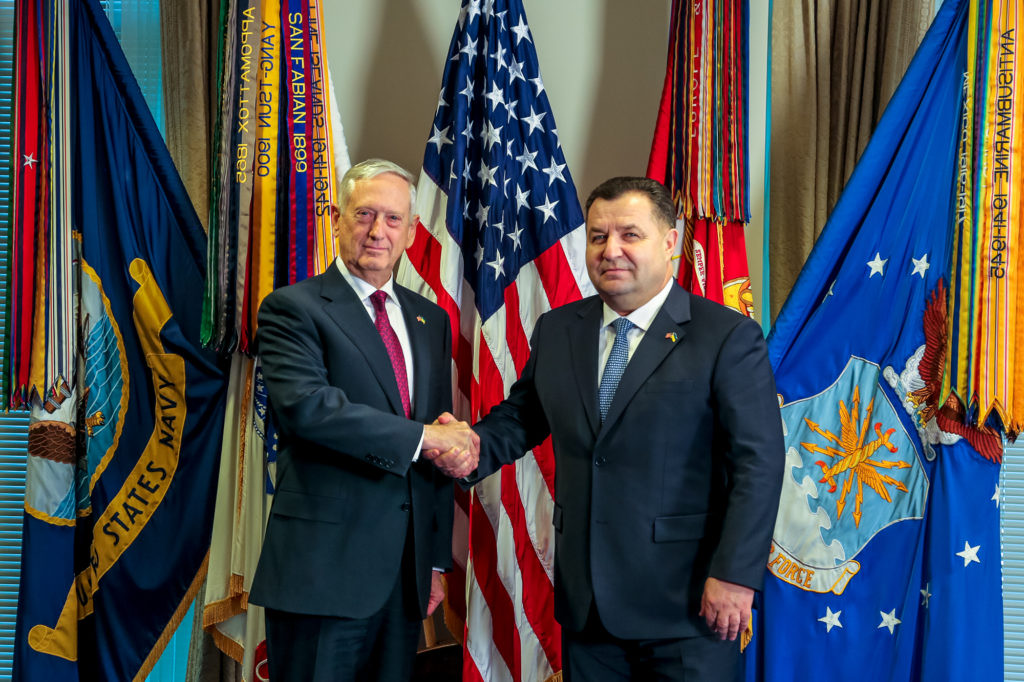 США і надалі будуть чинити тиск на Росію для відведення нею сили і озброєння з Донбасу – Меттіс