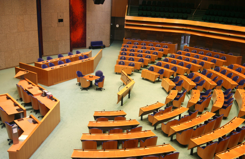 Парламент Нідерландів скасував закон про референдум, що блокував асоціацію України з ЄС