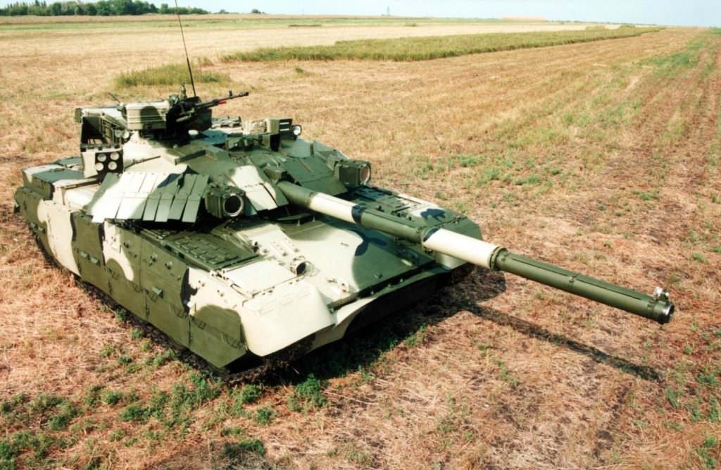 До кінця 2018 року ЗСУ забезпечать новітніми танками “Оплот” – Муженко
