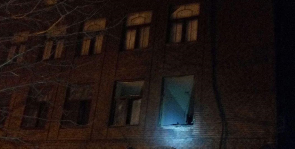 В оккупированном Донецке из гранатомета обстреляли здание «министерства обороны ДНР»: новые подробности