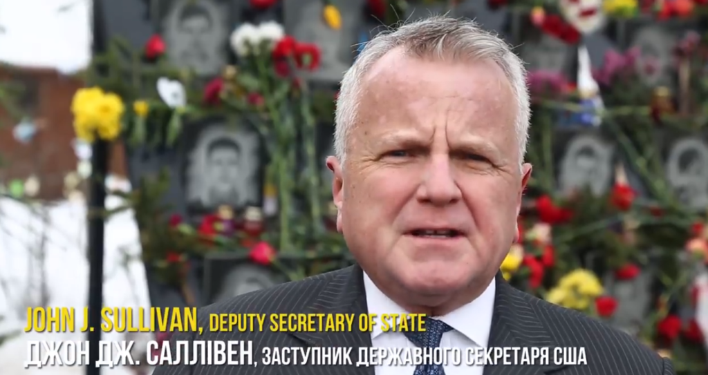 Заместитель Тиллерсона почтил память героев Небесной Сотни в центре Киева