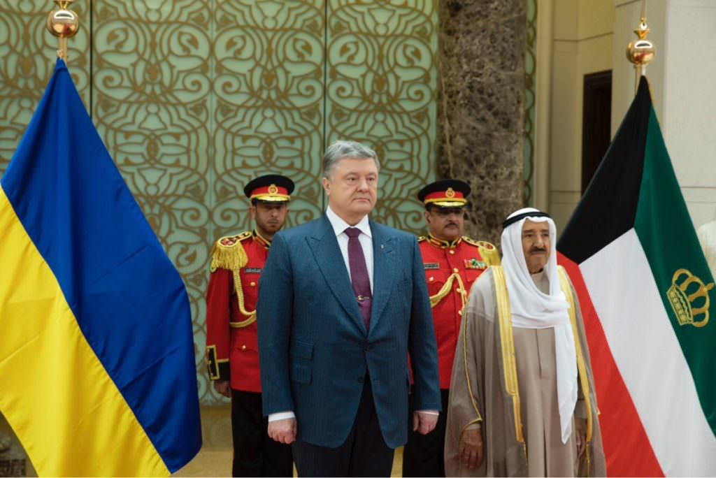 Порошенко домовився про спрощення візового режиму з Кувейтом