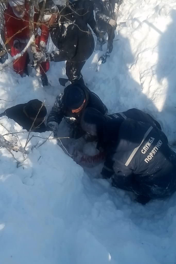 На Харківщині 12-річну дівчинку завалило двома метрами снігу