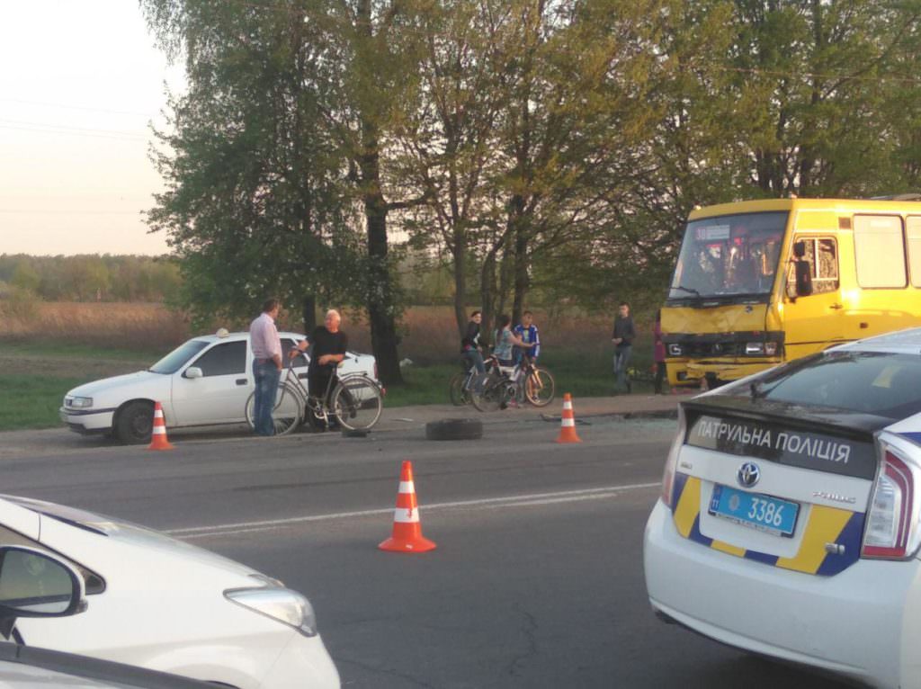 Страшна ДТП з маршруткою під Івано-Франківськом: двоє загиблих