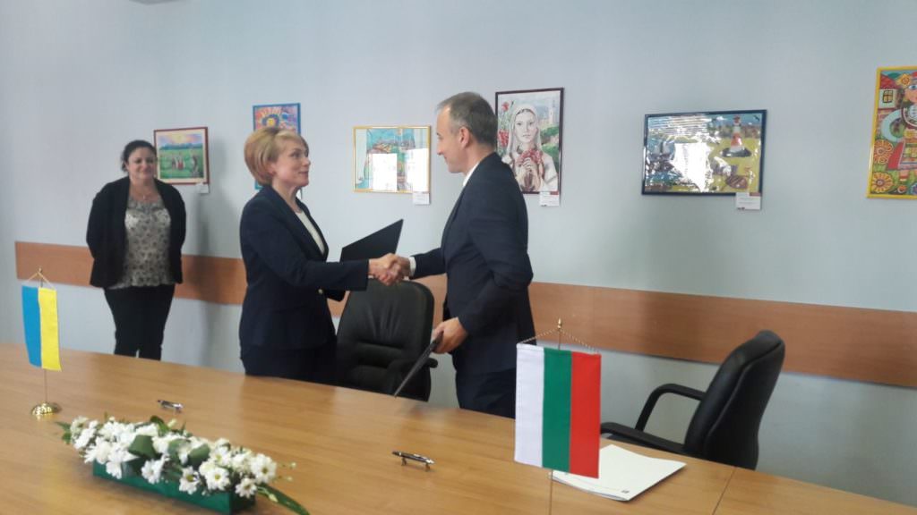 Украина и Болгария подписали декларацию о введении нового закона об образовании нацменьшинств