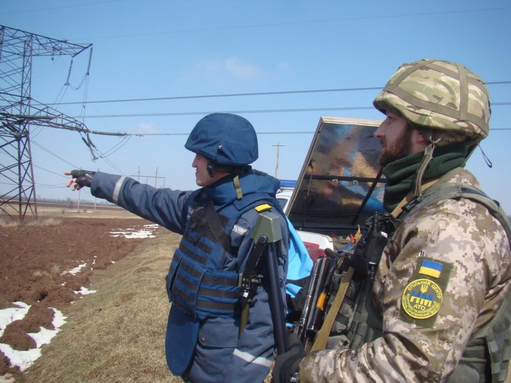 Україна бореться не з терористами, а з агресією та окупацією: експерти про завершення АТО і початок Операції об’єднаних Сил
