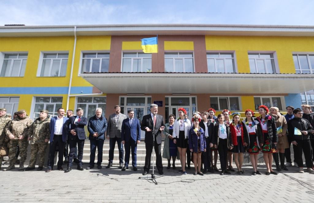 Петро Порошенко у Волновасі: Моїм пріоритетом був, є, залишається і буде Донбас