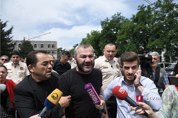 Протести у Грузії: головного прокурора змусили піти у відставки