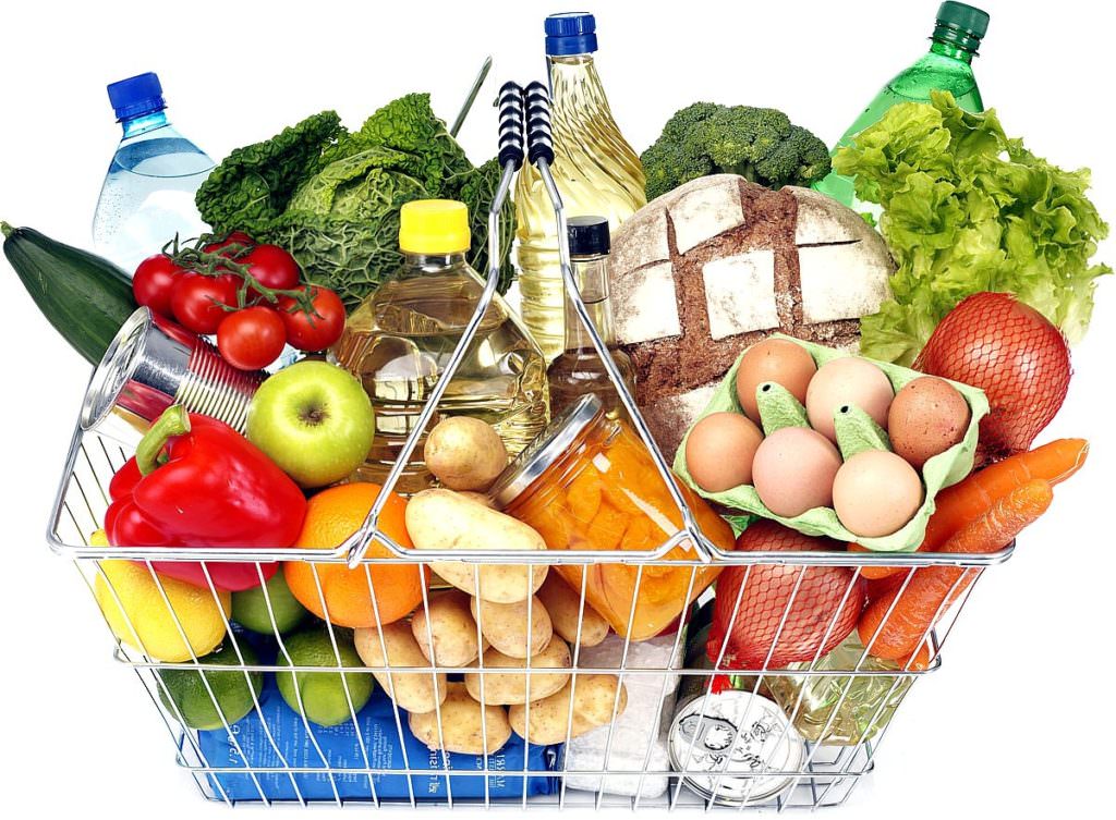 Украина попала в десятку стран, где больше всего тратят на продукты