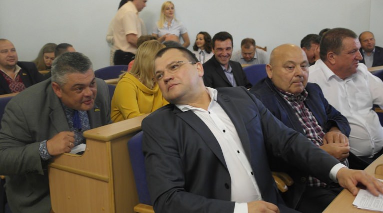 Фракцію “Батьківщина” у Вінницькій облраді очолює кримінальний авторитет