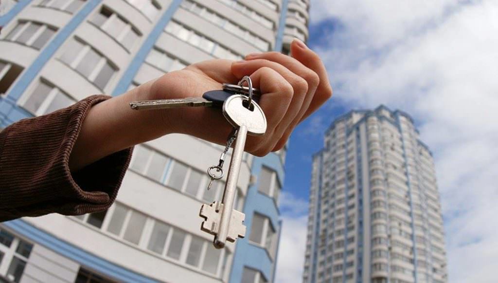 У Києві аферистка за підробленими документами привласнила дві квартири