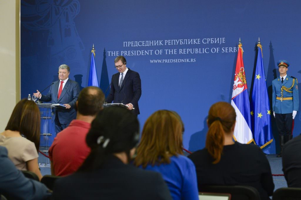 Україна розраховує на підтримку Сербії у питанні запровадження миротворців ООН на Донбасі – Порошенко