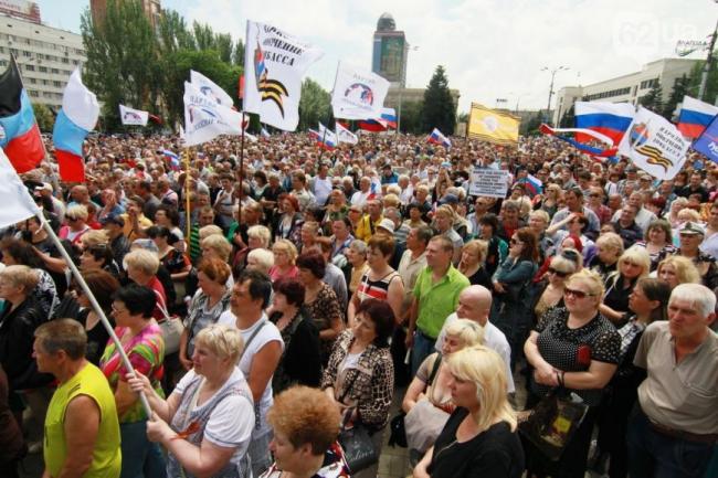 На Донбасі збирають масовку для поїздки на Хресний хід до Києва – ІС